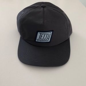 New never worn Jetty hat